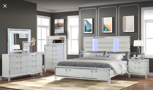 B1900 W- Dresser & night Tables only