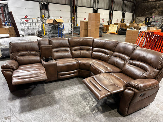 6006 Recliner Sectional